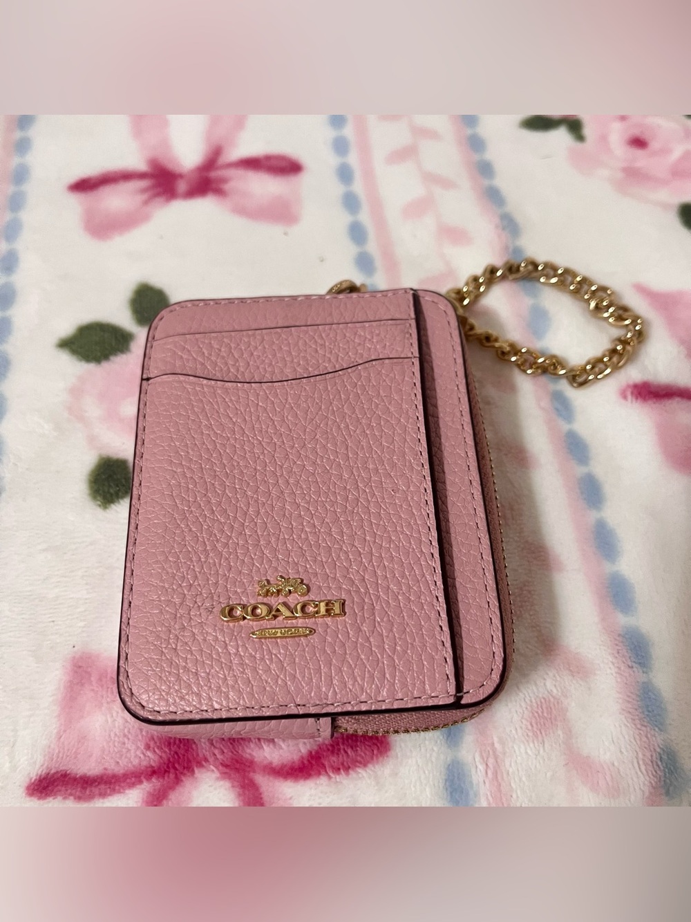 COACH Women's Pink Pebbled Leather ID Zip Card Case